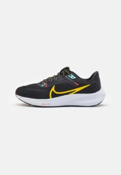 Nike Performance Air Zoom Pegasus 40 - Zapatillas De Running Neutras - Black/Speed Yellow/Dark Smoke Grey/Baltic Blue/White/Picante Red