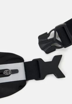 Nike Performance Slim Waist Unisex - Riñonera - Black/Silver -ADIDAS Moda Tienda de ventas 21beea01ea79459a8ebe00d7e725c745