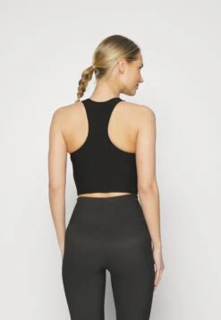 Varley Let'S Move Kempton - Sujetadores Deportivos Con Sujeción Media - Black 10 Varley Let'S Move Kempton - Sujetadores Deportivos Con Sujeción Media - Black -ADIDAS Moda Tienda de ventas 2c29143a0e6f43b78886b0ed4dc3d44e