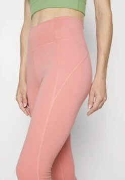 Compressive High Rise Legging - Medias - Primrose 11 Compressive High Rise Legging - Medias - Primrose -ADIDAS Moda Tienda de ventas 3f6355a2f7e9404e96f409399a53f757