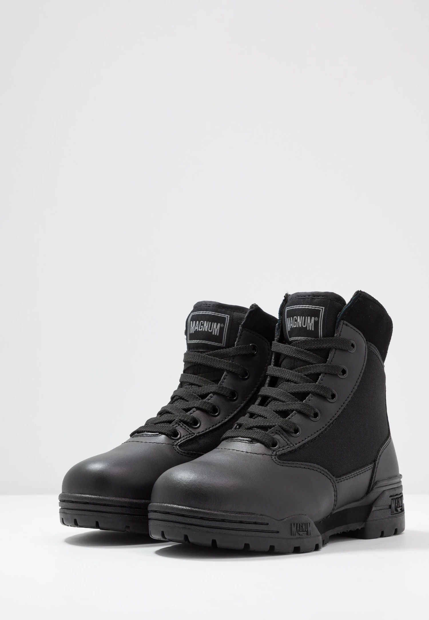 Hi-Tec Magnum Classic Mid - Zapatillas De Senderismo - Black 5 Hi-Tec Magnum Classic Mid - Zapatillas De Senderismo - Black - Imagen 3