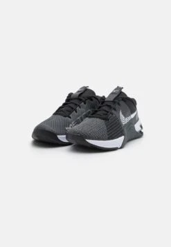 Nike Performance Metcon 8 Unisex - Zapatillas De Entrenamiento - Black/White/Dark Smoke Grey/Smoke Grey 13 Nike Performance Metcon 8 Unisex - Zapatillas De Entrenamiento - Black/White/Dark Smoke Grey/Smoke Grey -ADIDAS Moda Tienda de ventas 4e9d6dbd4761419fb3cd4b8bfb992704