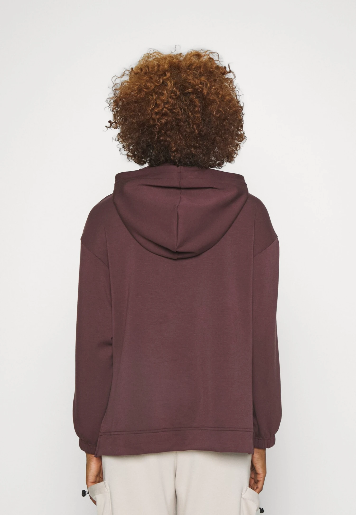 ICANIWILL Stance Hoodie - Jersey Con Capucha - Burgundy 5 ICANIWILL Stance Hoodie - Jersey Con Capucha - Burgundy - Imagen 3