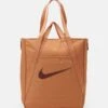 Nike Performance Gym Tote - Bolsa De Deporte - Amber Brown/Night Maroon