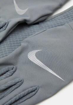 Nike Performance Womens Essential Running Headband And Glove Set - Orejeras - Smoke Grey/Particle Grey/Silver -ADIDAS Moda Tienda de ventas 73a016855feb45baa37489143f6ae33d