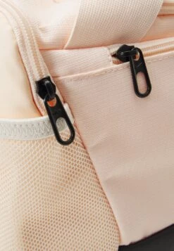 Nike Performance Brasilia Duffel Unisex - Bolsa De Deporte - Guava Ice/Black/Bright Crimson -ADIDAS Moda Tienda de ventas 7dc55ce3b78046999d6668c281bcd082