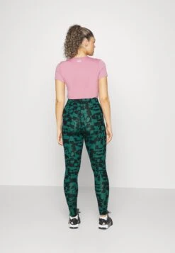 CASALL Essential Printed - Medias - Echo Green -ADIDAS Moda Tienda de ventas 7f1ac578b7a04f05b3e7d91d30508061