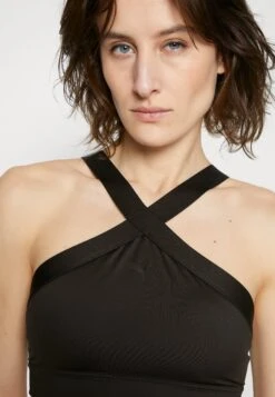 Puma Flawless Sculpt Mid Impact Longline - Sujetadores Deportivos Con Sujeción Ligera - Black -ADIDAS Moda Tienda de ventas 8e10fc0dadf640c4b4f9bcc22643acb2