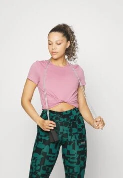 CASALL Essential Printed - Medias - Echo Green -ADIDAS Moda Tienda de ventas 920d8688cfb541918221bc6fef7804f8