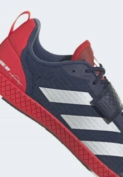 ADIDAS PERFORMANCE The Total - Zapatillas De Running Estables - Team Navy BlueSilver Metallic Better Scarlet -ADIDAS Moda Tienda de ventas b5f4977af2c44ee0a7401ea45f52ce05