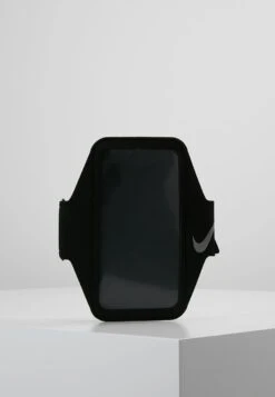Nike Performance Lean Arm Band Plus Unisex - Otros Accesorios - Black/Black/Silver