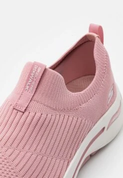 Go Walk Arch Fit Stretch Slip On - Zapatillas Para Caminar - Light Pink -ADIDAS Moda Tienda de ventas f821d15169cb4a7c9ec6a02d339ac0a2